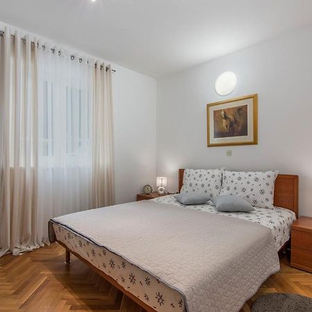 פורץ Apartment Amela מראה חיצוני תמונה