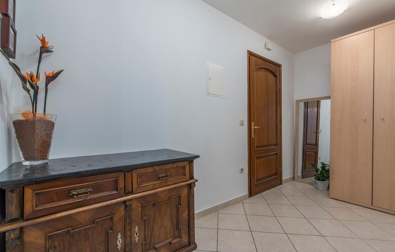 פורץ Apartment Amela מראה חיצוני תמונה